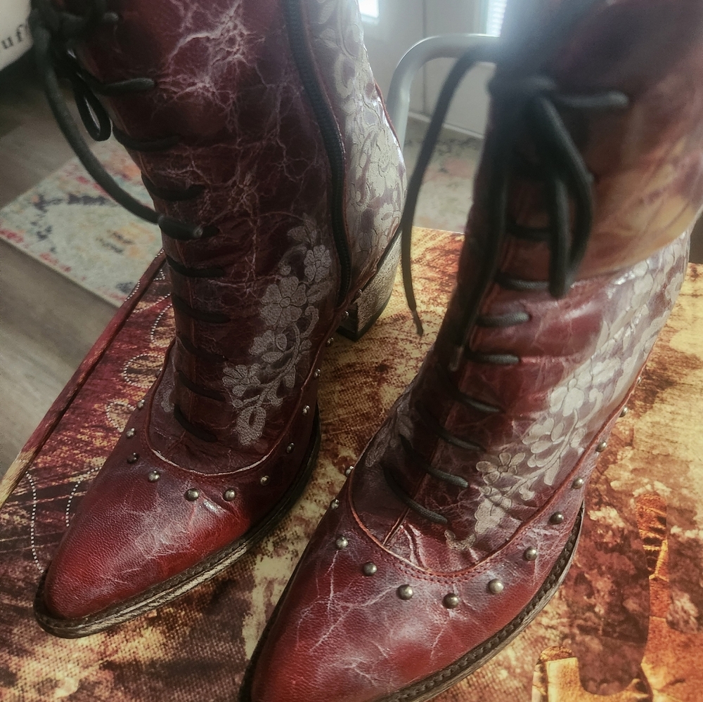 Old Gringo Red Lace-Up Arwen 10IN L2734